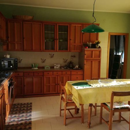 Appartamento In Villa Virginia Fino A 10 Ospiti Mondragone Exterior foto