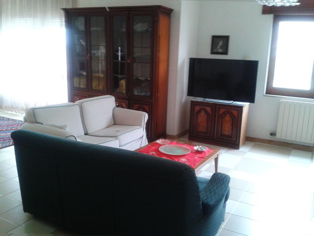 Appartamento In Villa Virginia Fino A 10 Ospiti Mondragone Cameră foto